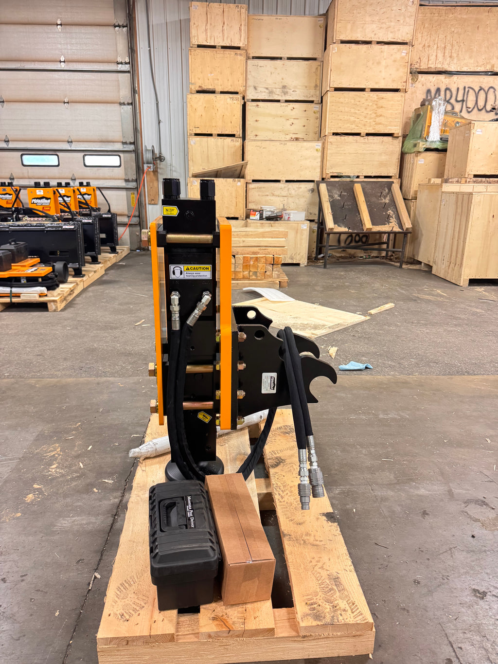 1000E Excavator Post Driver