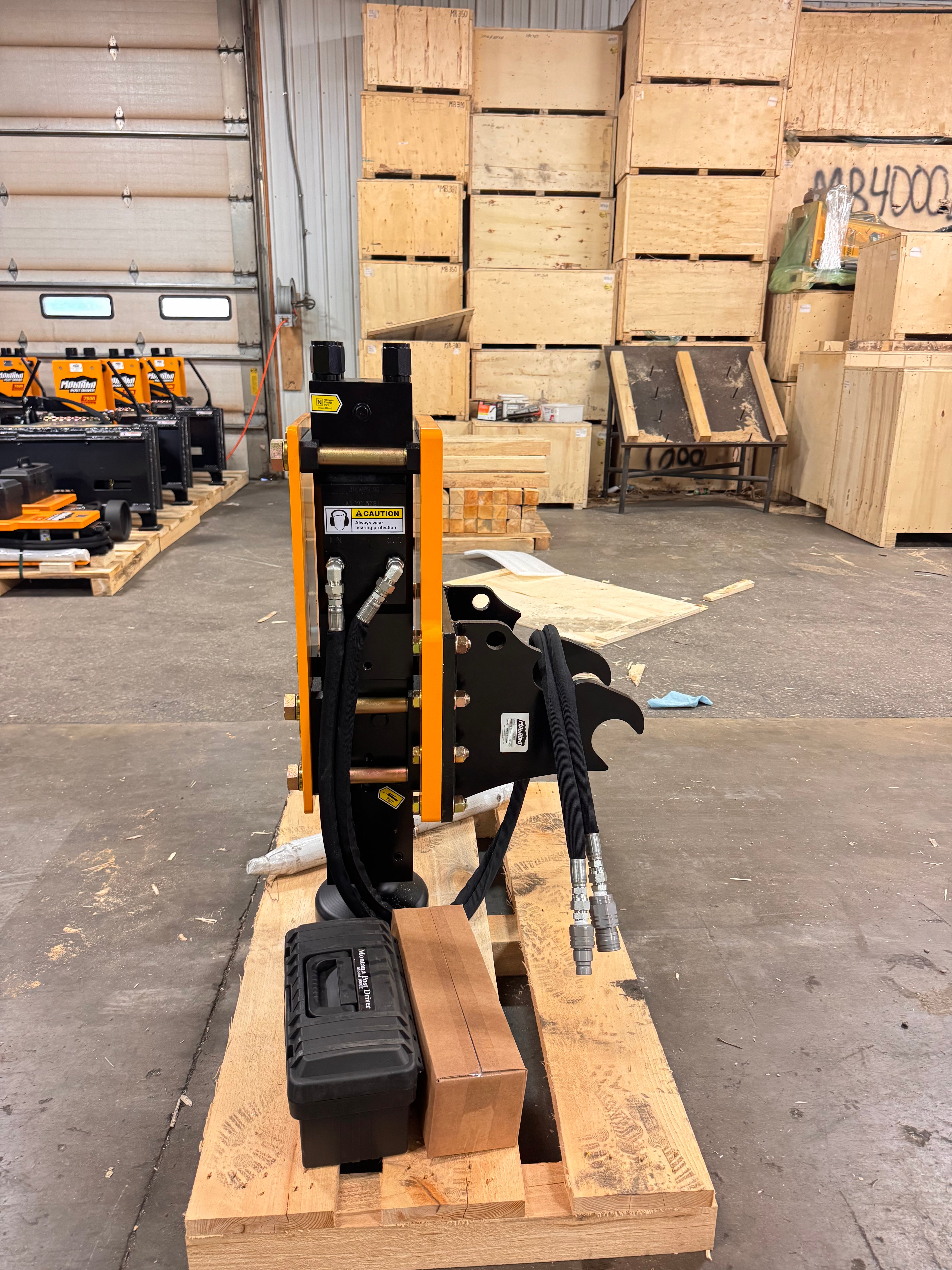 1000E Excavator Post Driver