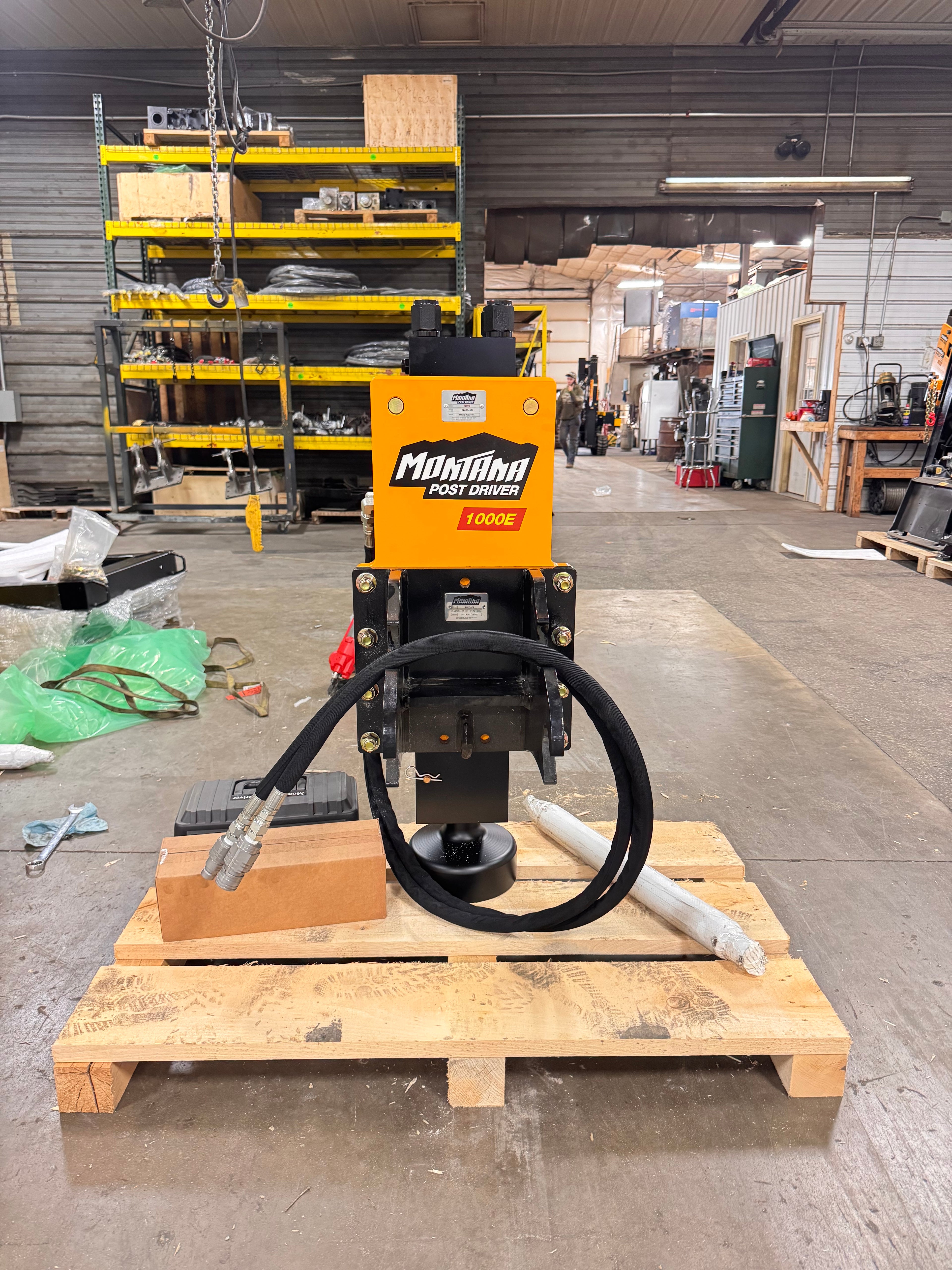 1000E Excavator Post Driver