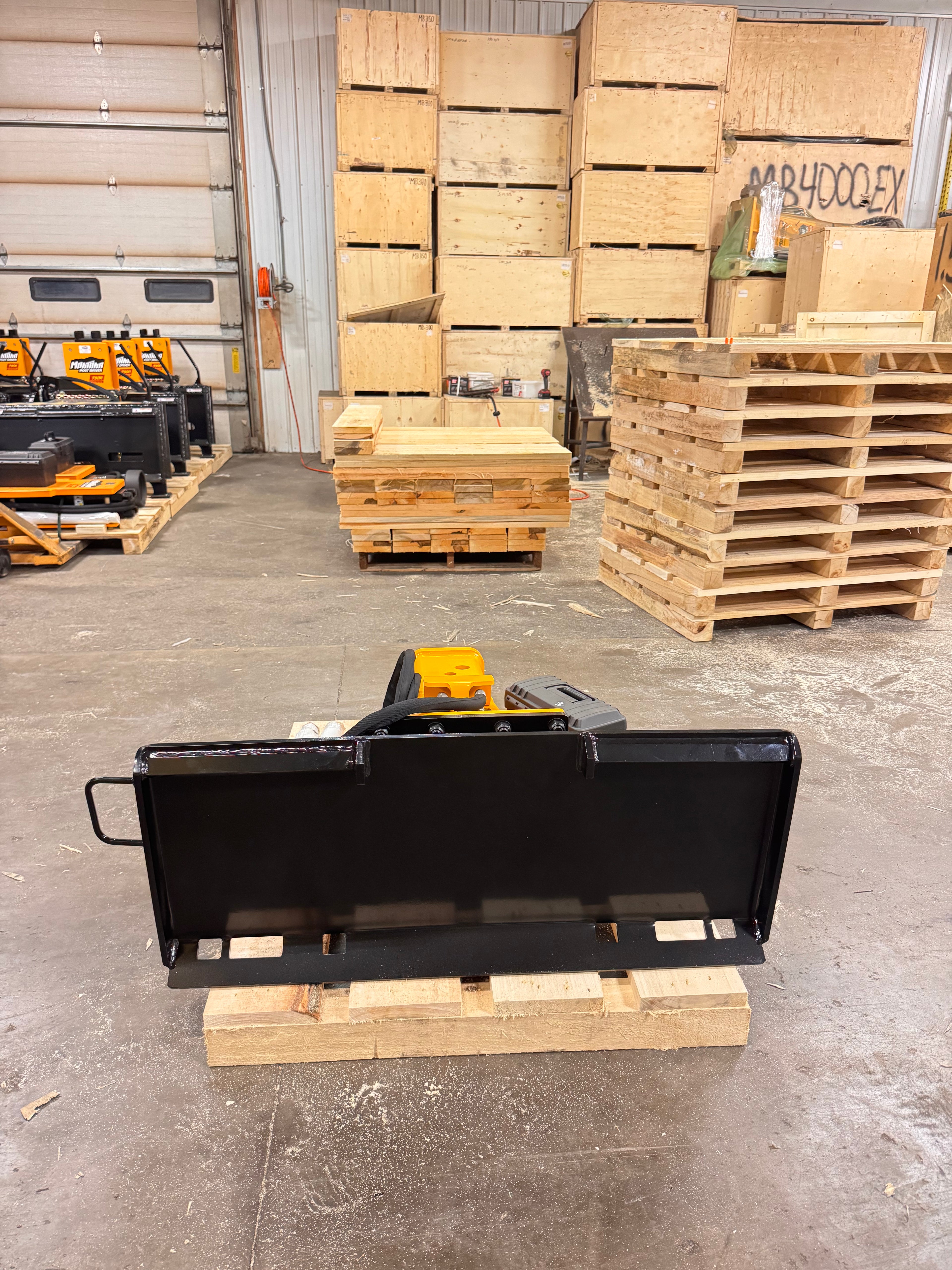 MB-750 Skid Steer Breaker